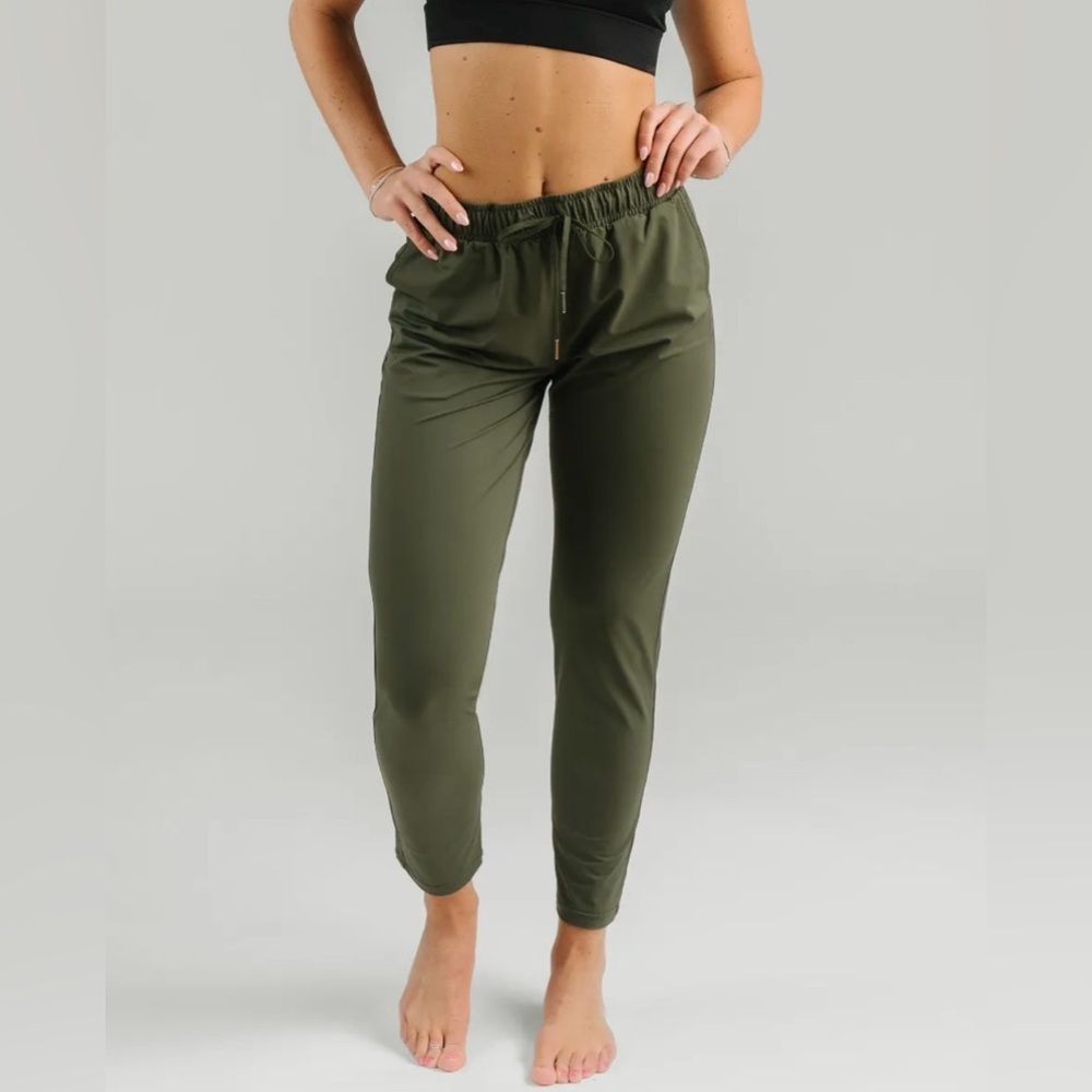 ZYIA Olive Everywhere Joggers